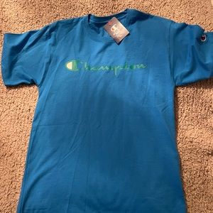 Mens Champion T-shirt medium